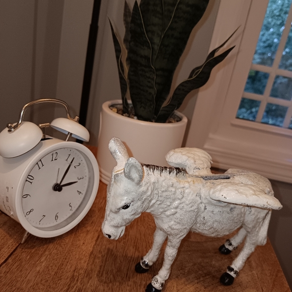 Vintage cast iron Donkey w wings piggy bank, great condition! - Picture 3 of 6